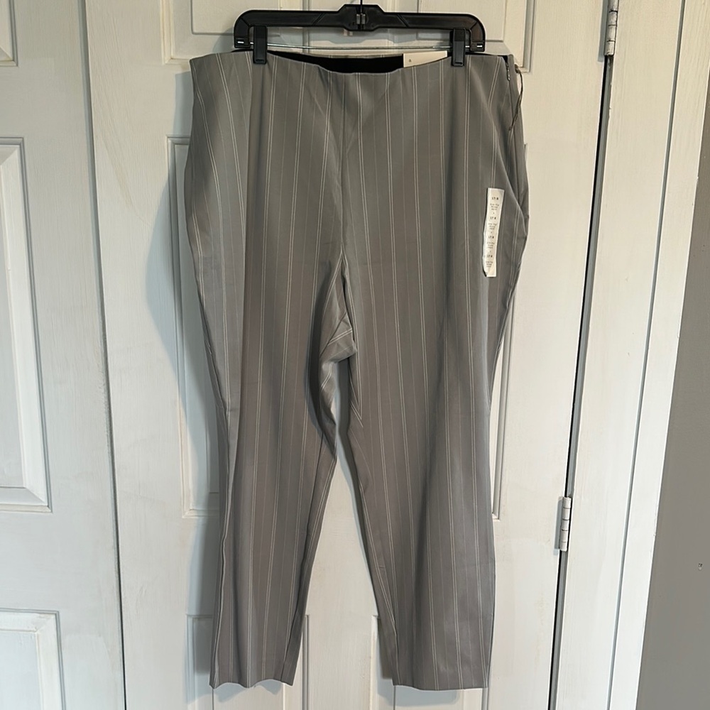 NWT a new day grey skinny ankle pant size 17